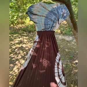 Tie-Dye Maxi Dress with Blue and Brown